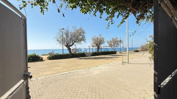 casa indipendente in vendita ad Alliste in zona Capilungo