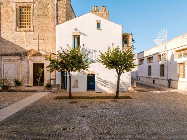 casa indipendente in vendita ad Alliste in zona Capilungo