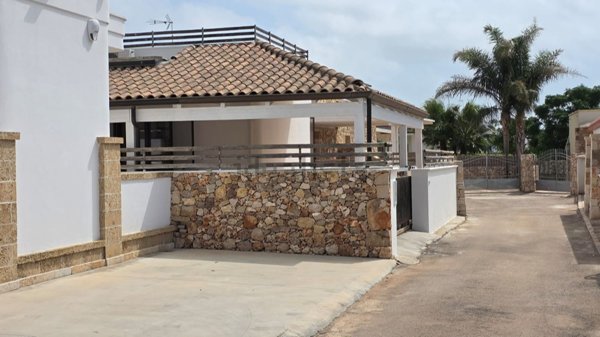 casa indipendente in vendita ad Alliste