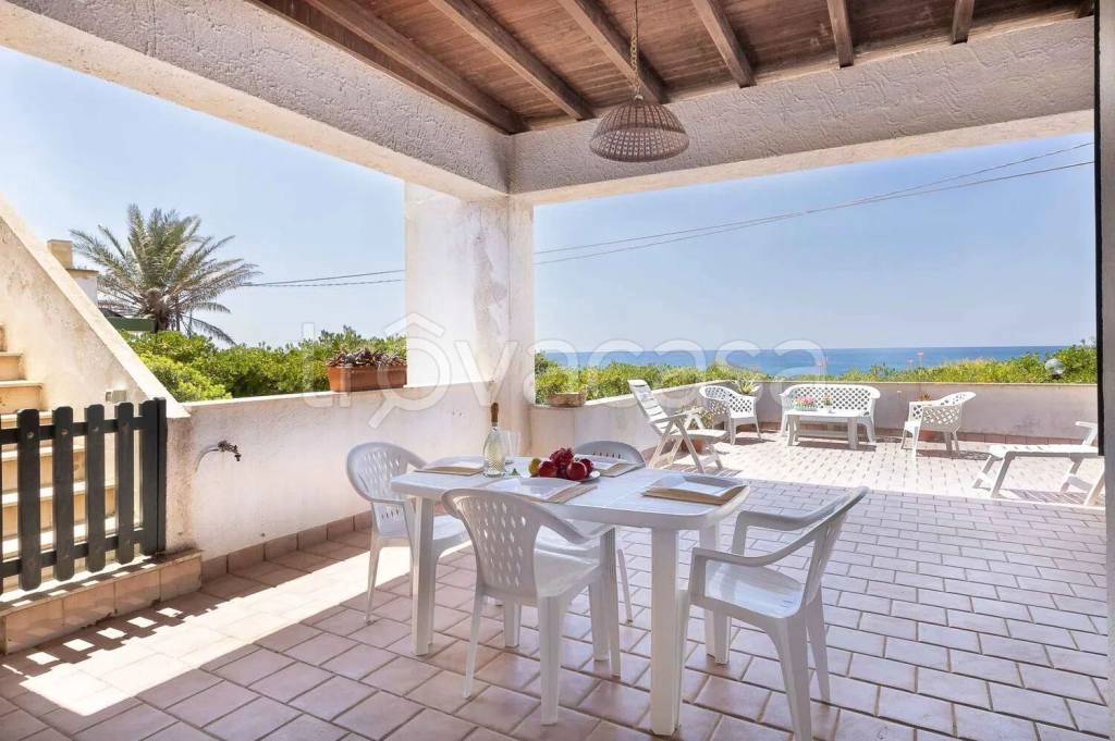 casa indipendente in vendita ad Alliste in zona Capilungo