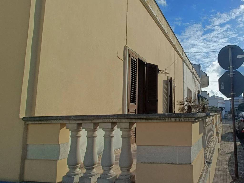 casa indipendente in vendita ad Alliste