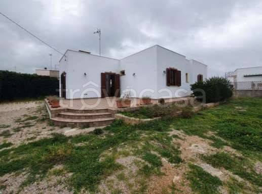 casa indipendente in vendita ad Alliste