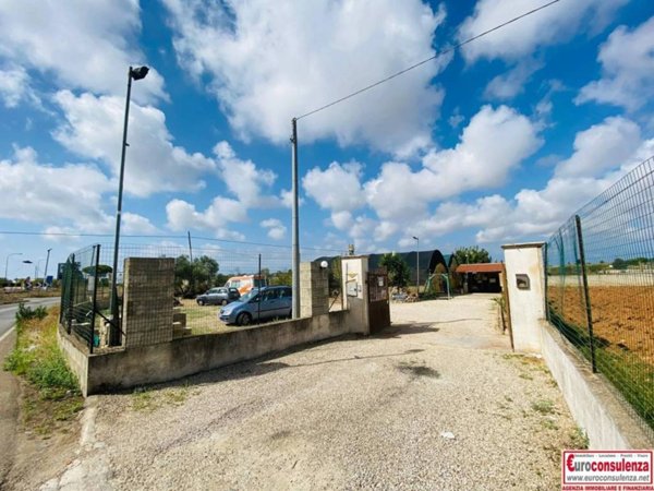 negozio in vendita ad Alliste in zona Felline