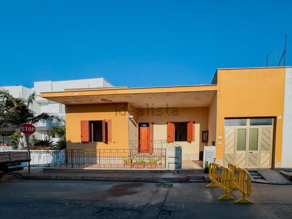 casa indipendente in vendita ad Alliste