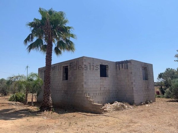 casa indipendente in vendita ad Alliste