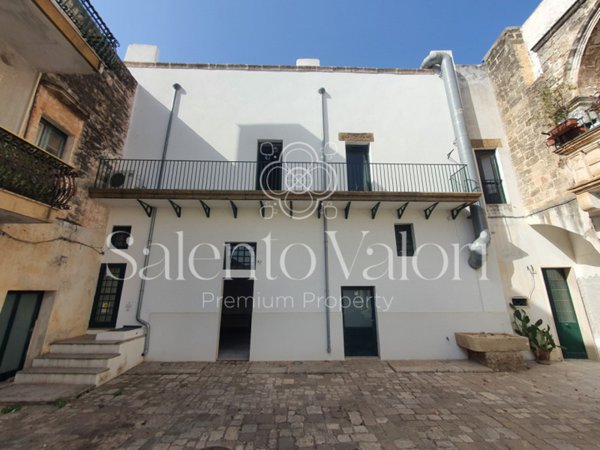 casa indipendente in vendita ad Alliste in zona Capilungo