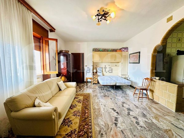 casa indipendente in vendita ad Alliste in zona Felline