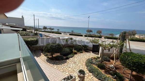 casa indipendente in vendita ad Alliste in zona Capilungo