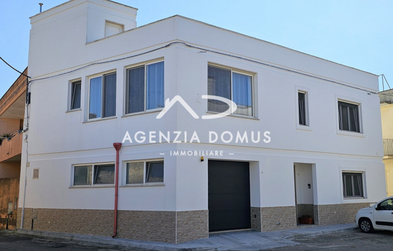 casa indipendente in vendita ad Alliste in zona Posto Rosso