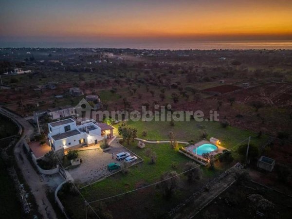 casa indipendente in vendita ad Alliste