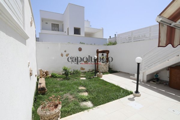 casa indipendente in vendita ad Alliste