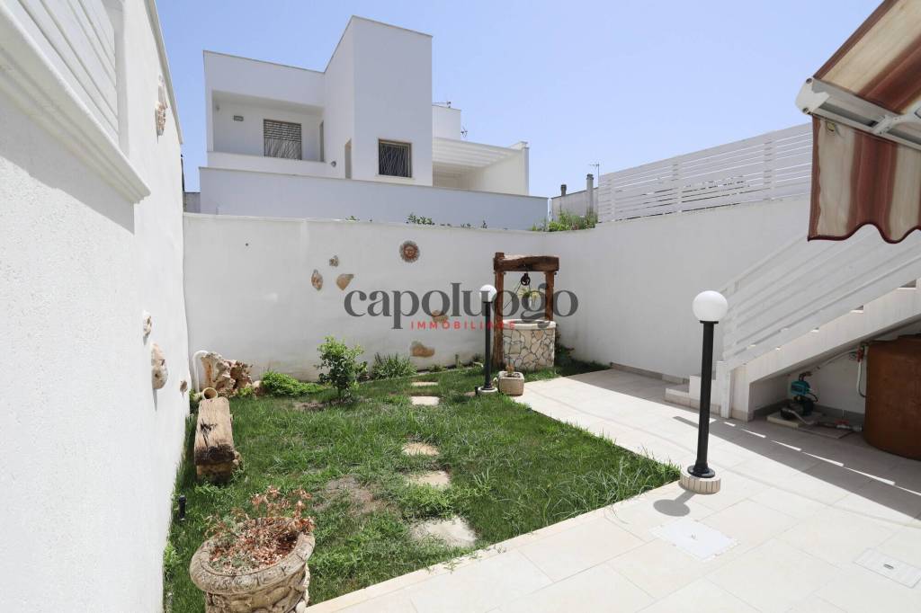 casa indipendente in vendita ad Alliste