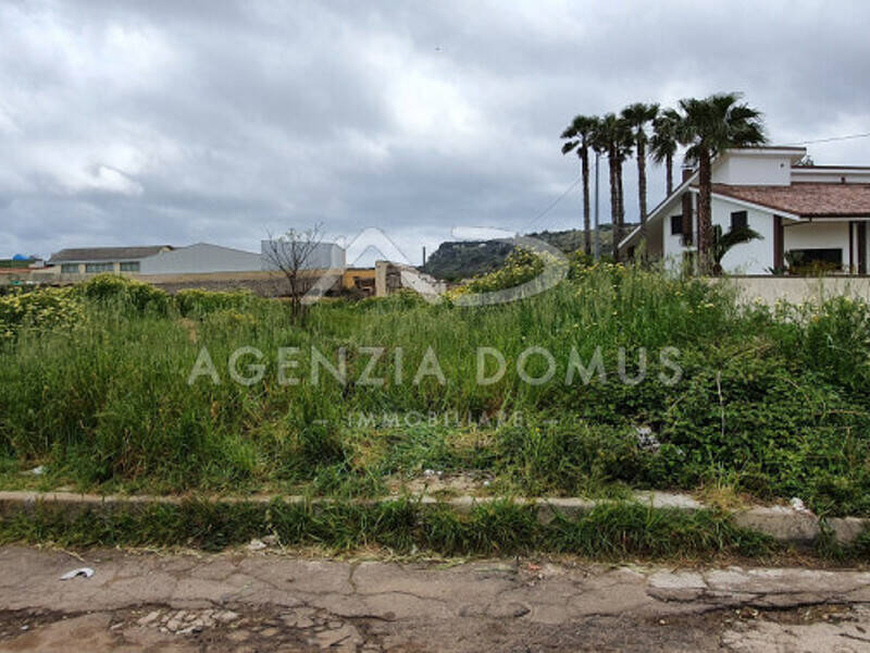terreno in vendita ad Alliste