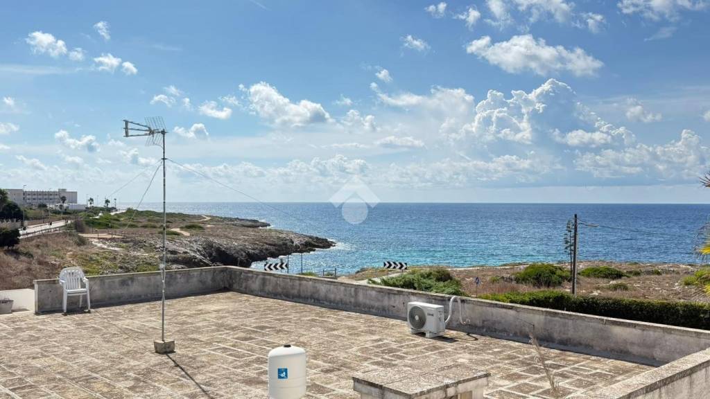 casa indipendente in vendita ad Alliste in zona Capilungo