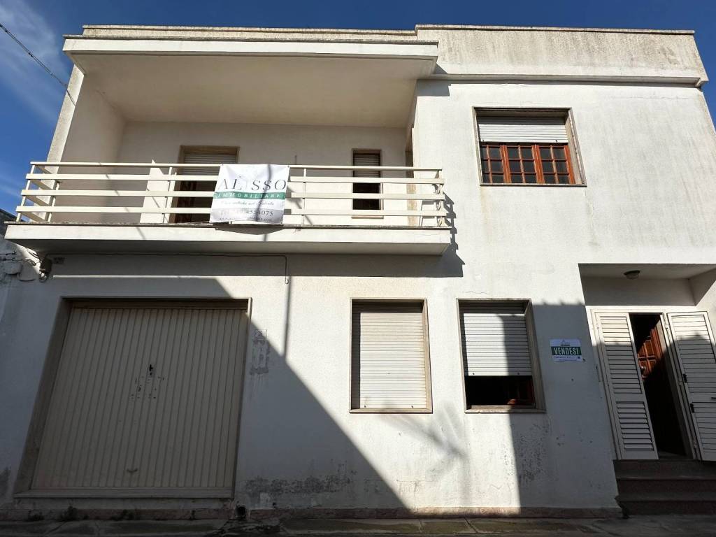 casa indipendente in vendita ad Andrano
