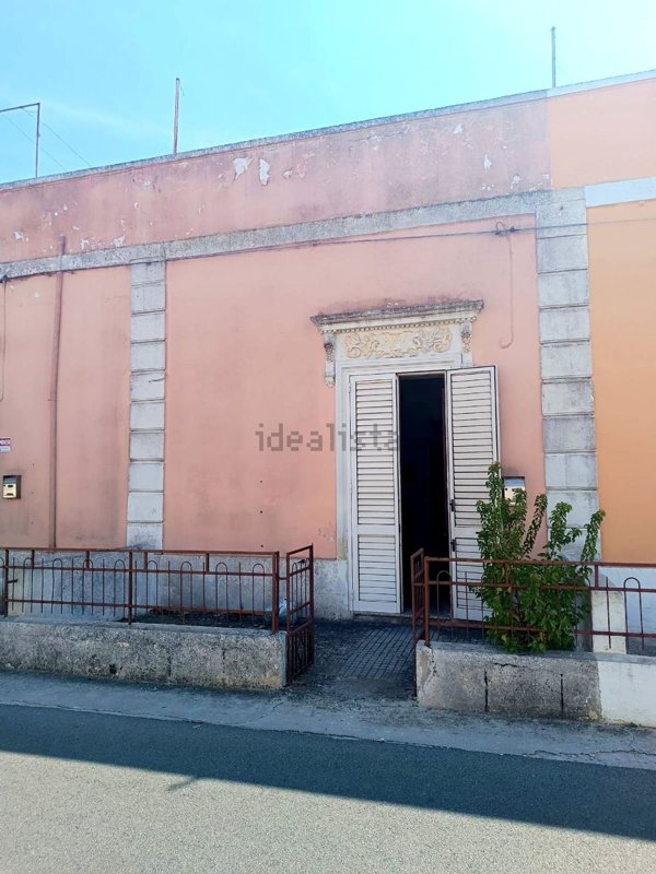 casa indipendente in vendita ad Andrano