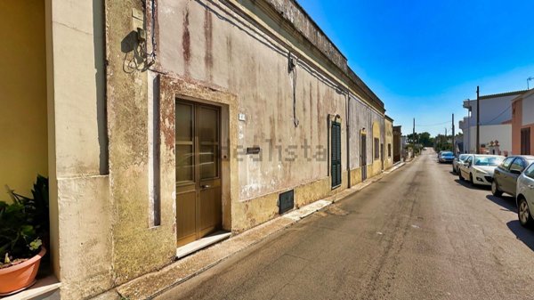 casa indipendente in vendita ad Andrano