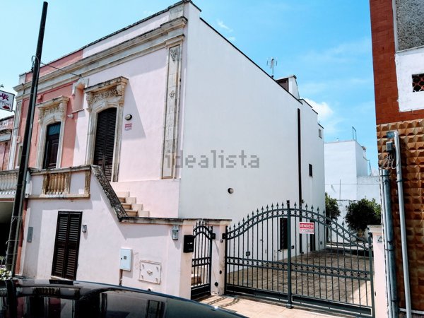 casa indipendente in vendita ad Andrano