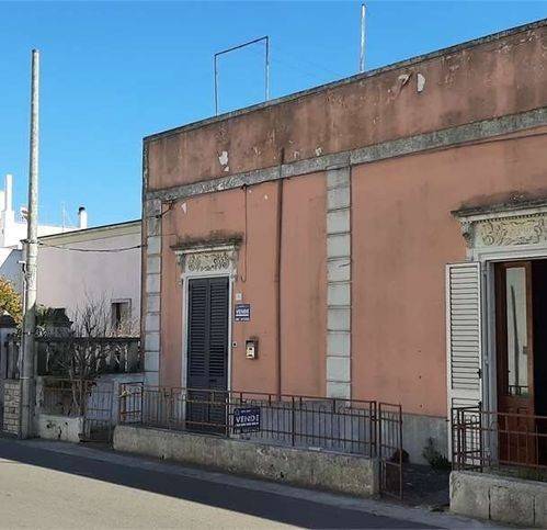 casa indipendente in vendita ad Andrano