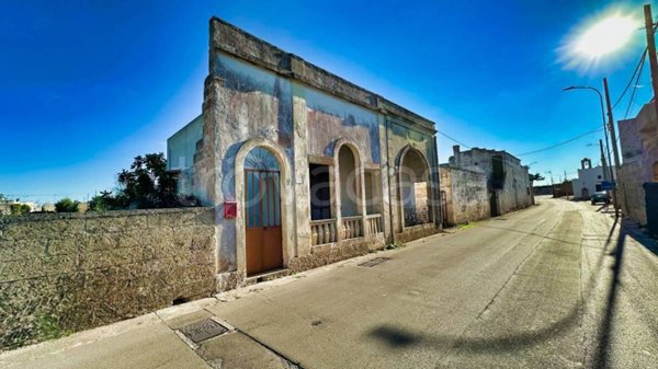 casa indipendente in vendita ad Andrano