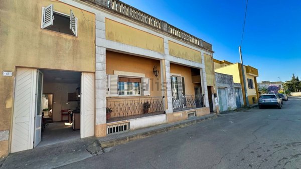 casa indipendente in vendita ad Andrano