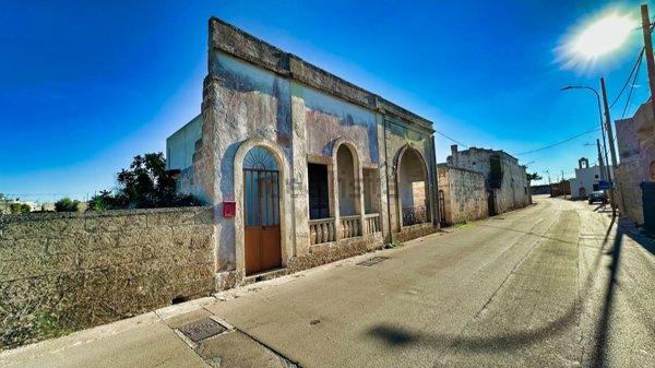 pentavano in vendita ad Andrano