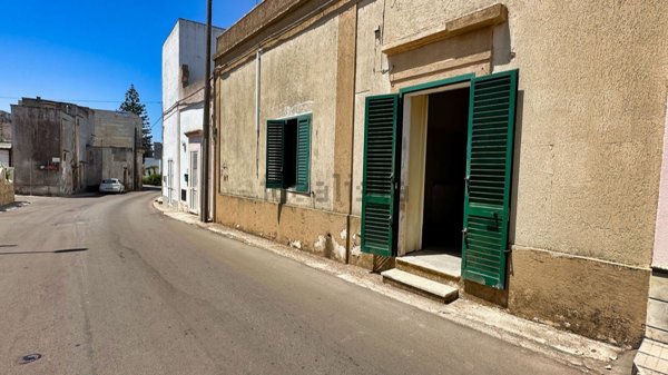 casa indipendente in vendita ad Andrano