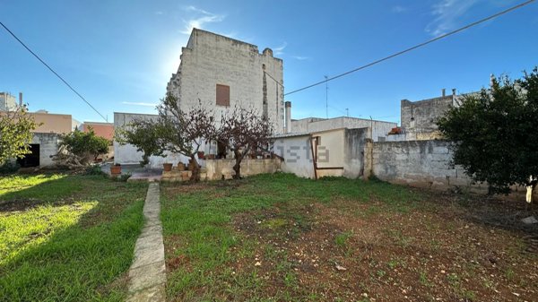 casa indipendente in vendita ad Andrano