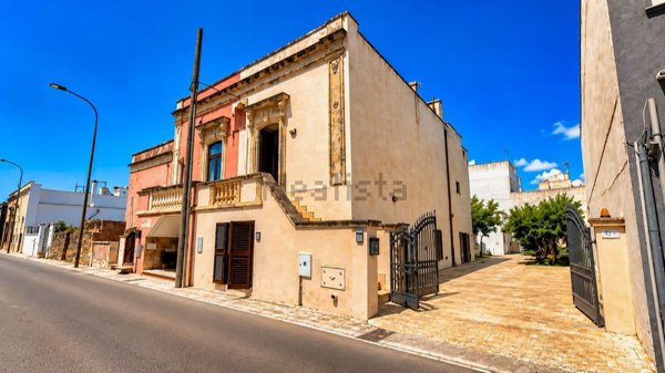 casa indipendente in vendita ad Andrano