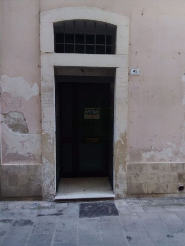 casa indipendente in vendita ad Aradeo