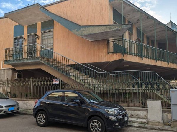 casa indipendente in vendita ad Aradeo