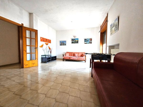 appartamento in vendita ad Aradeo