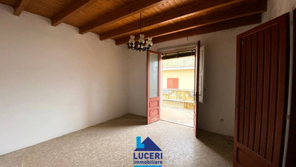 appartamento in vendita ad Aradeo