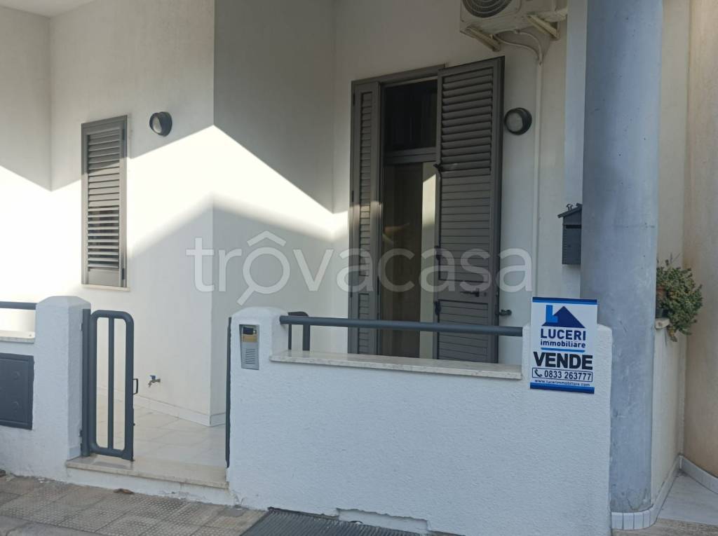 appartamento in vendita ad Aradeo