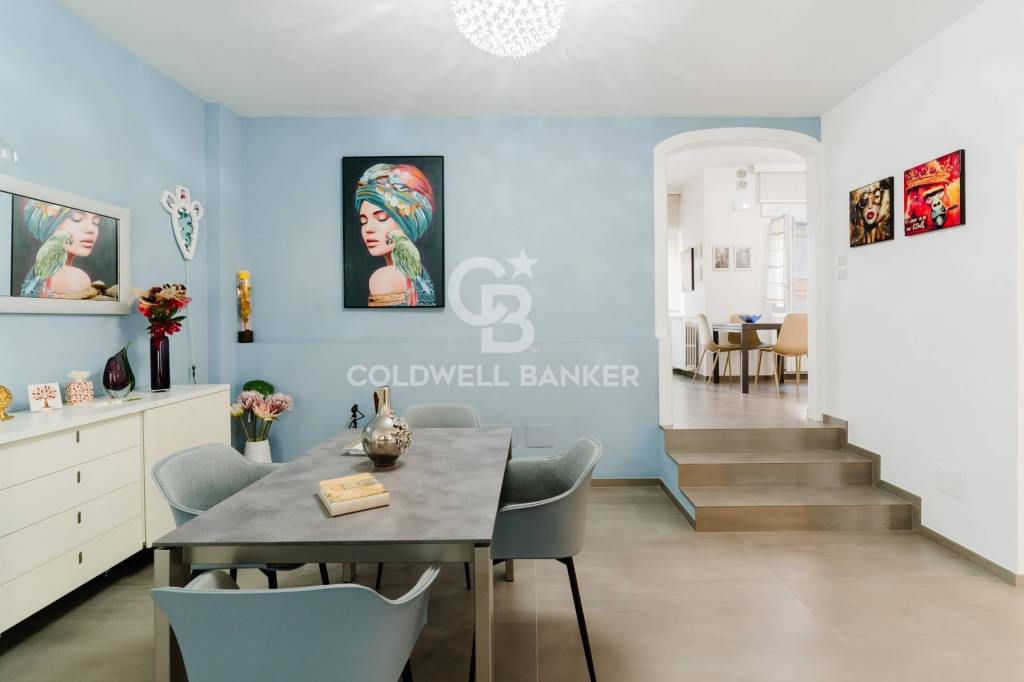 casa indipendente in vendita ad Aradeo