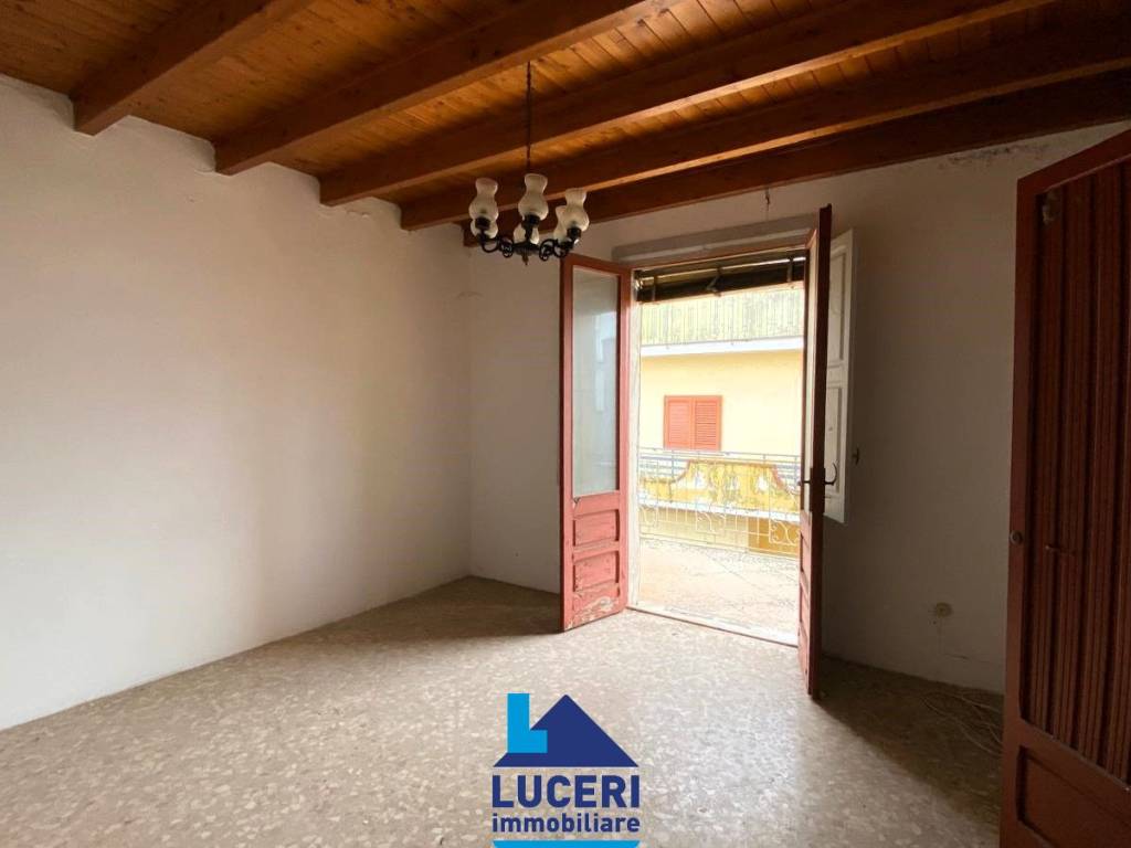 appartamento in vendita ad Aradeo