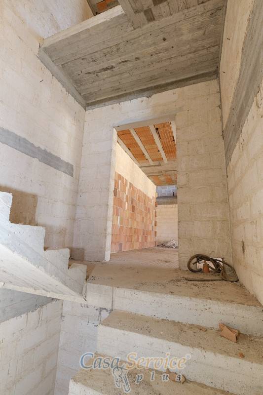 casa indipendente in vendita ad Aradeo