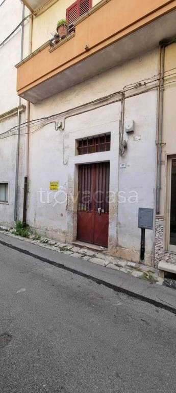 casa indipendente in vendita ad Aradeo