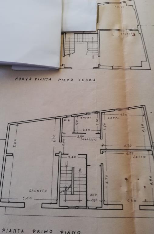 casa indipendente in vendita ad Aradeo