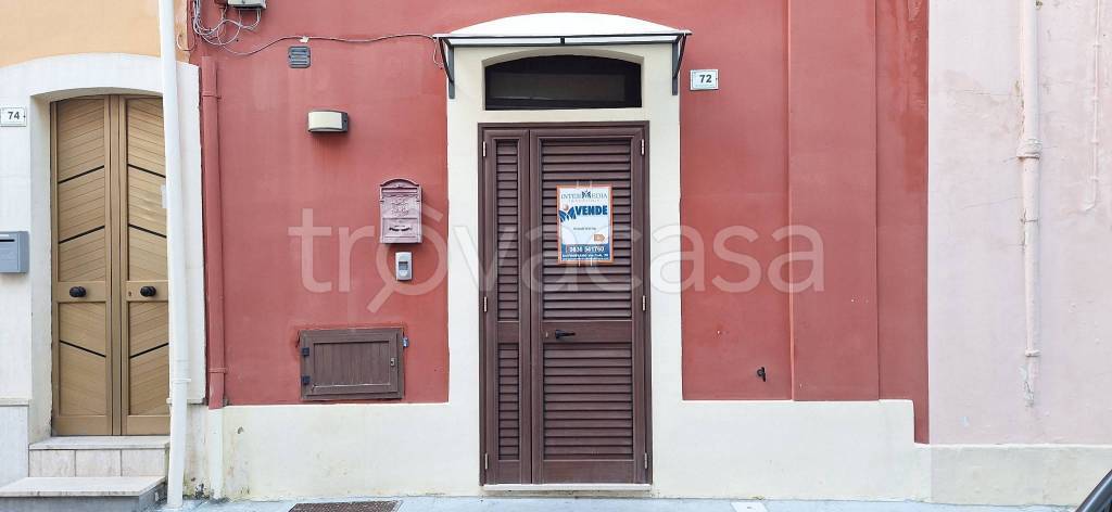 appartamento in vendita ad Aradeo