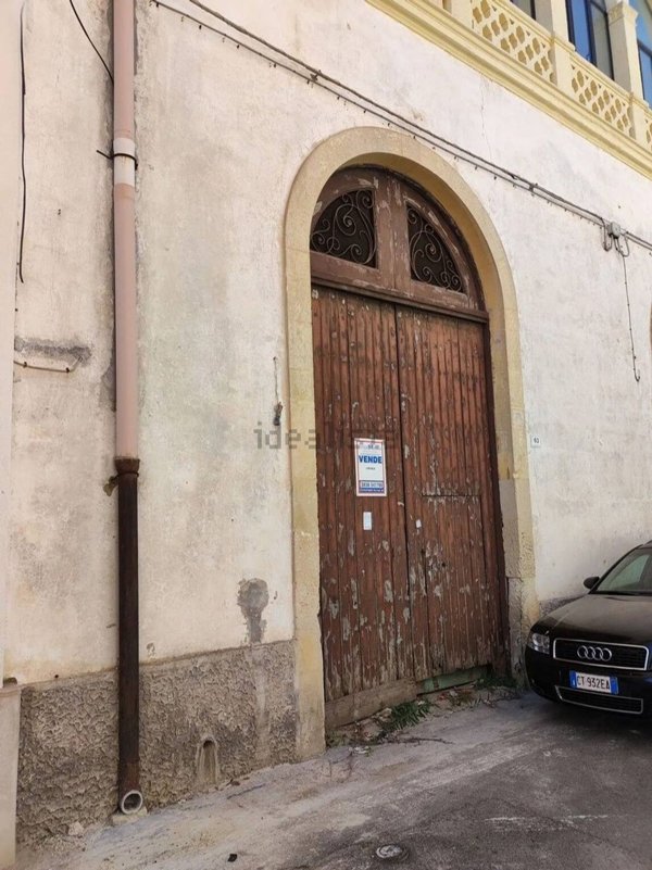 appartamento in vendita ad Aradeo