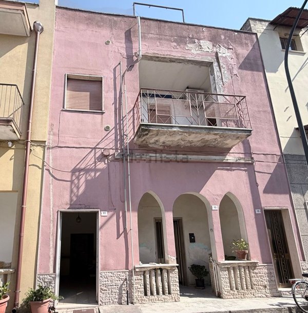 appartamento in vendita ad Aradeo