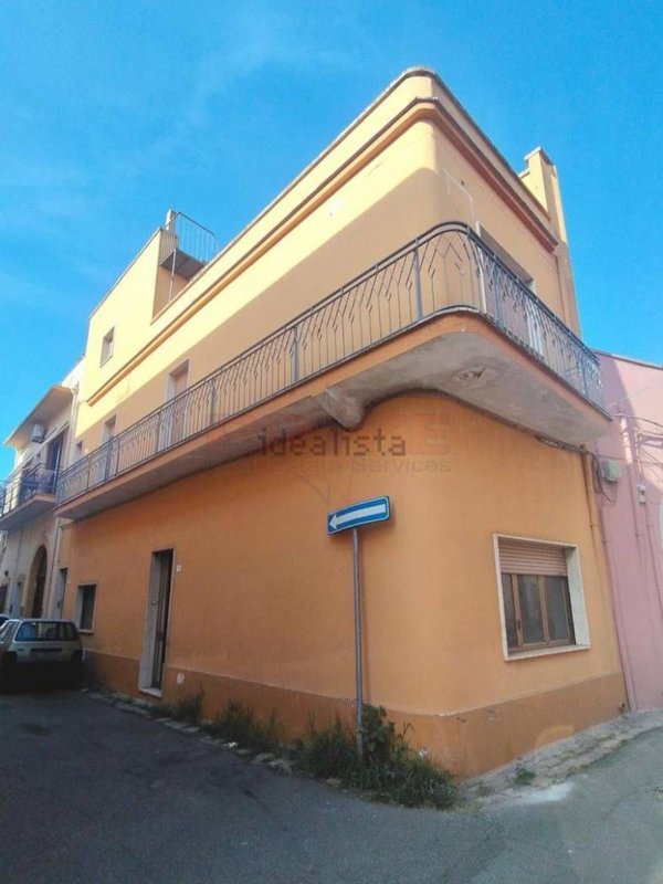 pentavano in vendita ad Aradeo