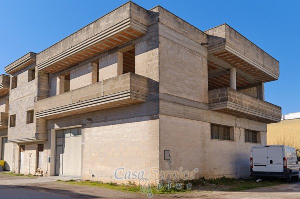casa indipendente in vendita ad Aradeo