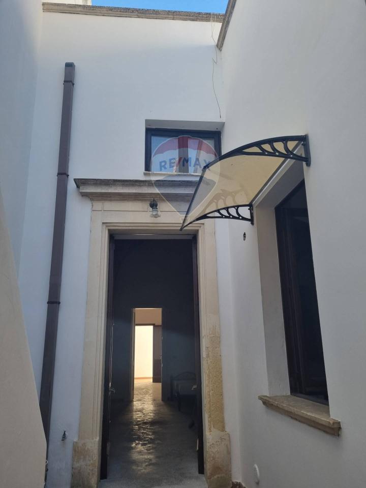 casa indipendente in vendita ad Arnesano