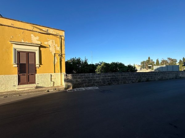 casa indipendente in vendita ad Arnesano