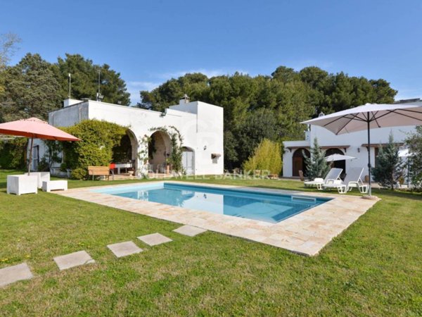 villa in vendita ad Arnesano