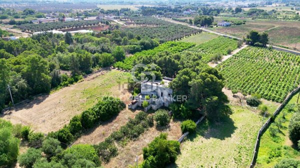 casa indipendente in vendita ad Arnesano