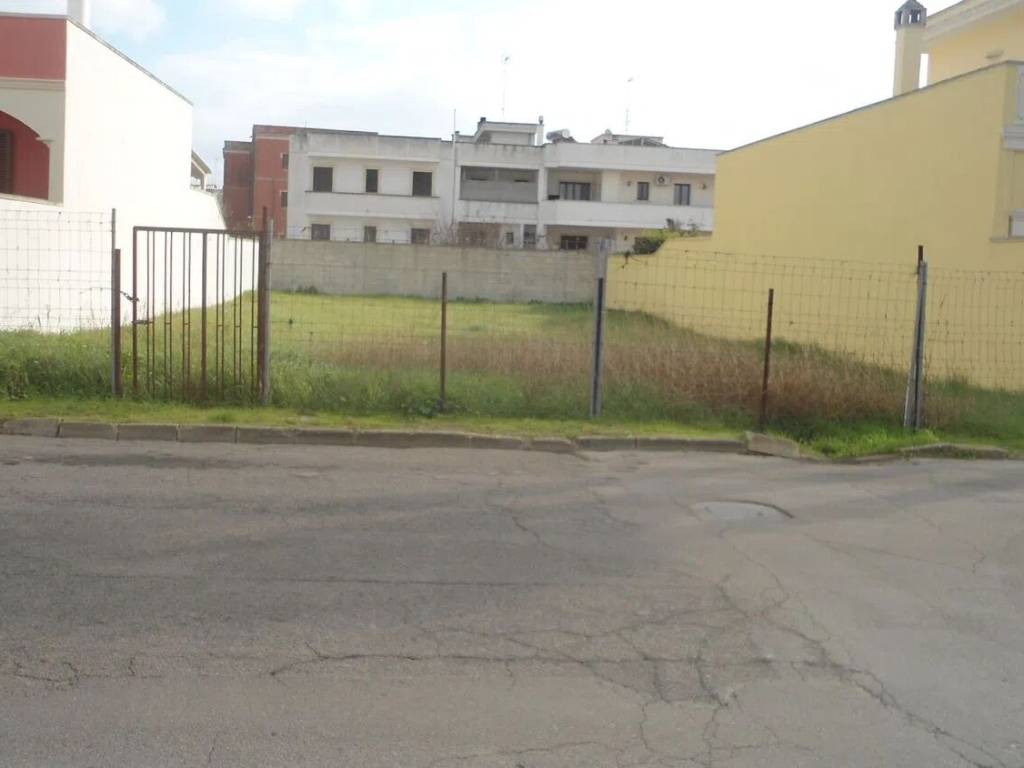 terreno agricolo in vendita ad Arnesano