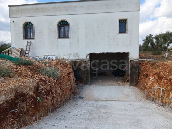 casa indipendente in vendita ad Arnesano